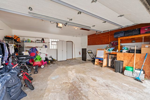 9109 Crescent Court, Oak Lawn, IL 60453