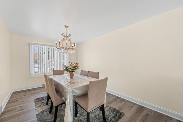 9109 Crescent Court, Oak Lawn, IL 60453