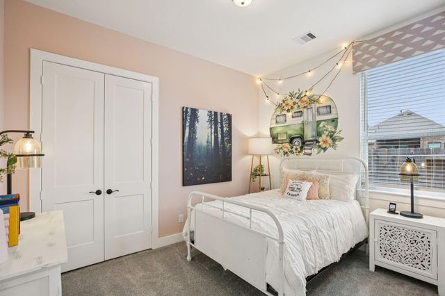 412 Hillview Nature Drive, New Caney, TX 77357