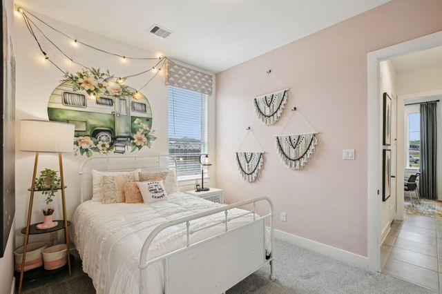 412 Hillview Nature Drive, New Caney, TX 77357