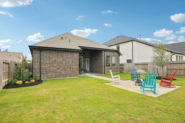 412 Hillview Nature Drive, New Caney, TX 77357