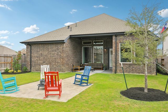 412 Hillview Nature Drive, New Caney, TX 77357