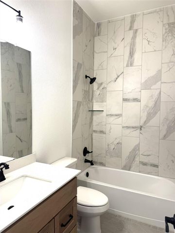 412 Hillview Nature Drive, New Caney, TX 77357