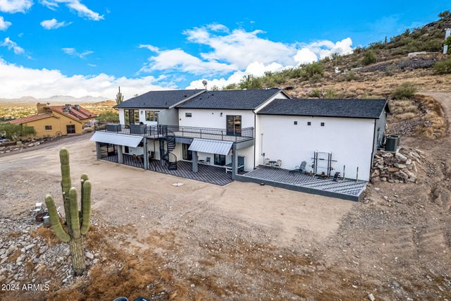 1829 W CLOUD Road, Phoenix, AZ 85086