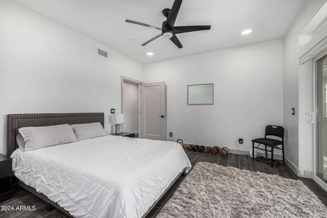 1829 W CLOUD Road, Phoenix, AZ 85086