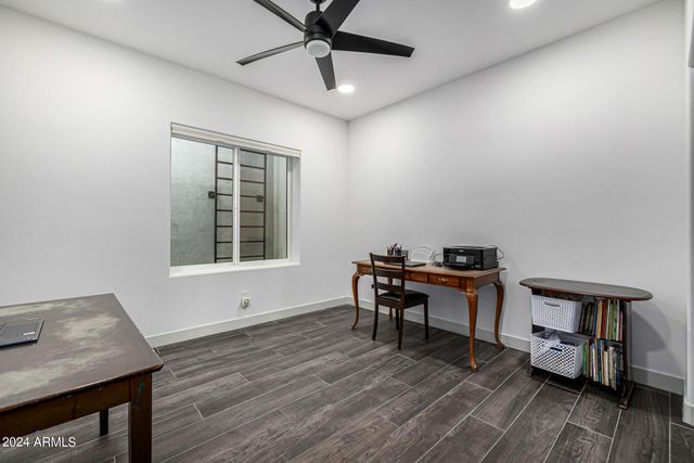 1829 W CLOUD Road, Phoenix, AZ 85086