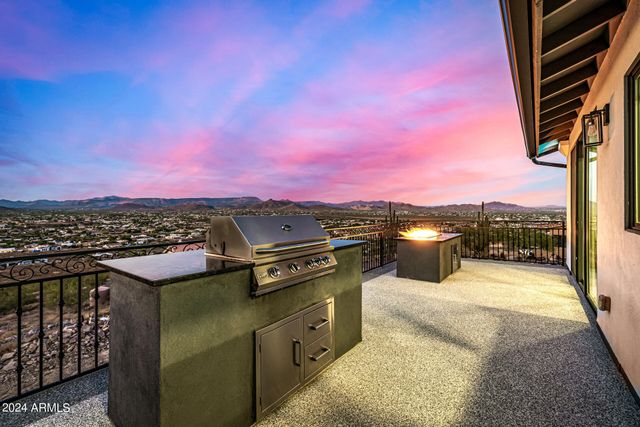 1829 W CLOUD Road, Phoenix, AZ 85086