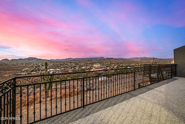 1829 W CLOUD Road, Phoenix, AZ 85086