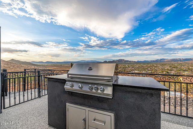 1829 W CLOUD Road, Phoenix, AZ 85086