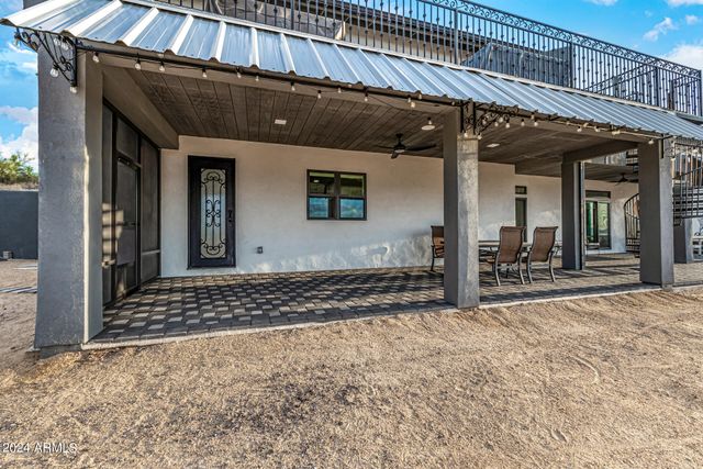 1829 W CLOUD Road, Phoenix, AZ 85086