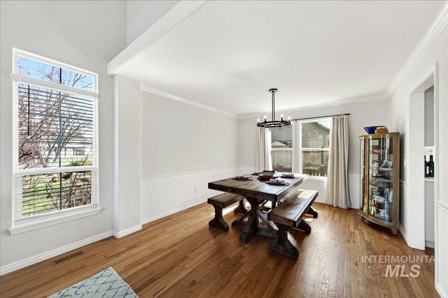 8007 W Scardale Ct, Boise, ID 83704