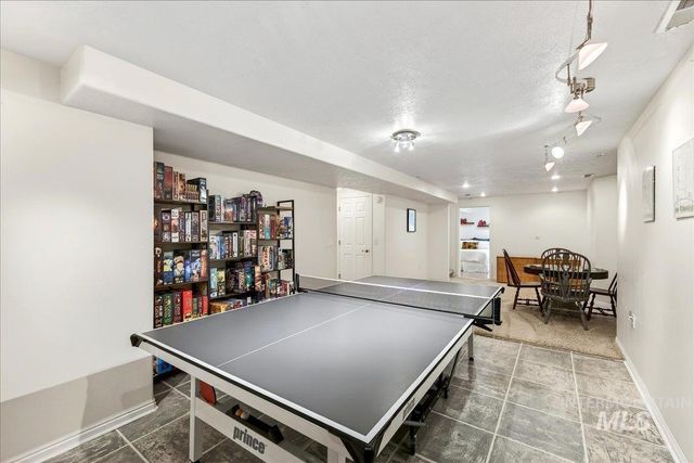 8007 W Scardale Ct, Boise, ID 83704