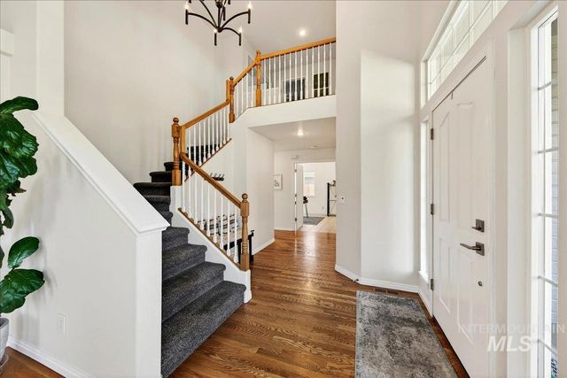 8007 W Scardale Ct, Boise, ID 83704