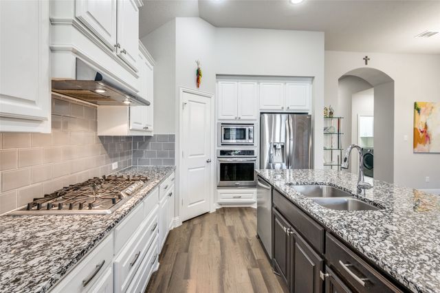 7805 Fossil Creek Trail, Mckinney, TX 75071