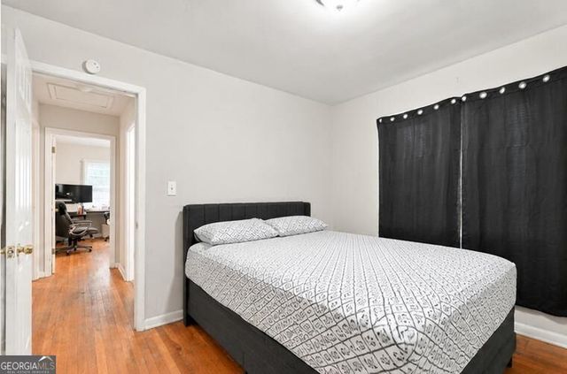 126 E Mimosa Drive, Jonesboro, GA 30236