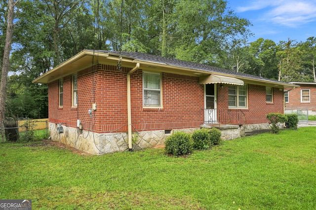 126 E Mimosa Drive, Jonesboro, GA 30236
