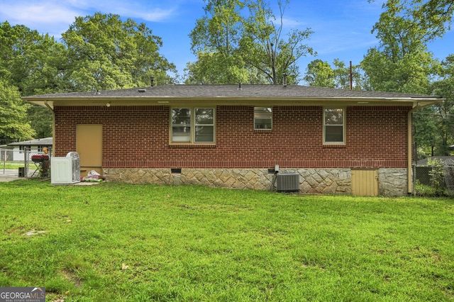 126 E Mimosa Drive, Jonesboro, GA 30236