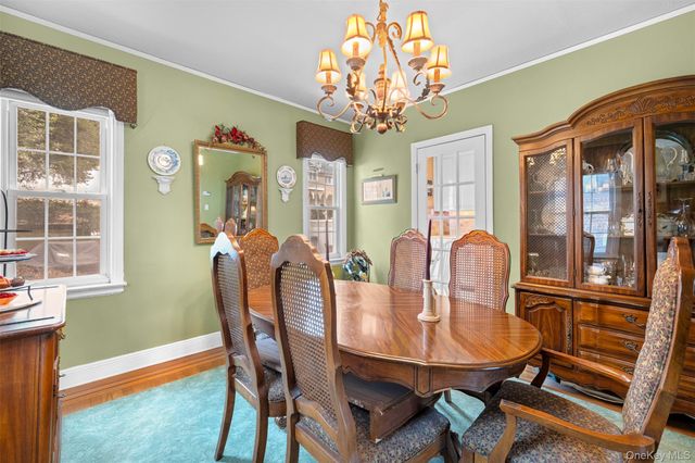 47-52 245th Street, Douglaston, NY 11362