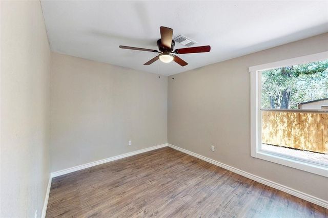 333 Northwood CIR, Rockdale, TX 76567