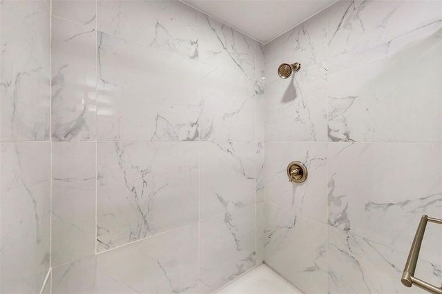 333 Northwood CIR, Rockdale, TX 76567