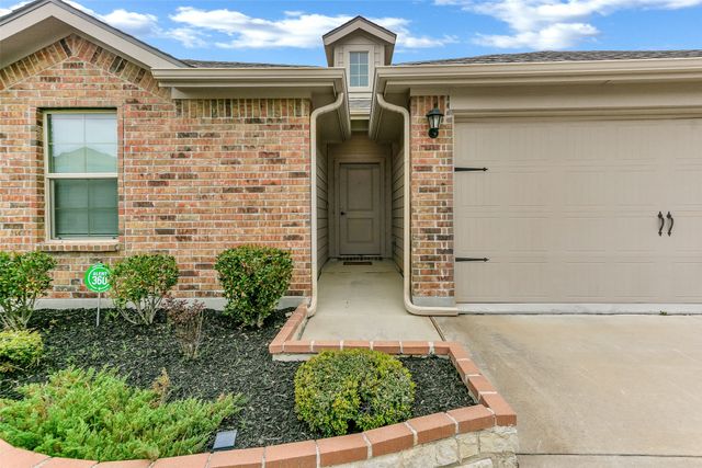 9209 Leveret Lane, Fort Worth, TX 76131