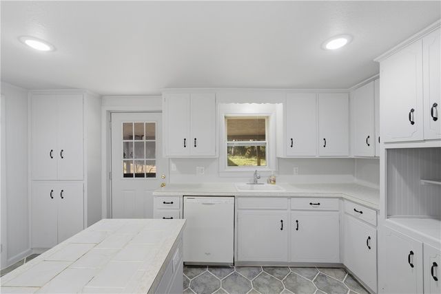 260 Culp Trail, West Fork, AR 72774