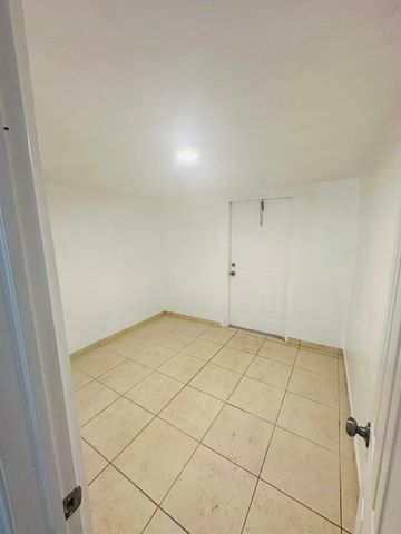 2342 Wilson Street 1, Hollywood, FL 33020