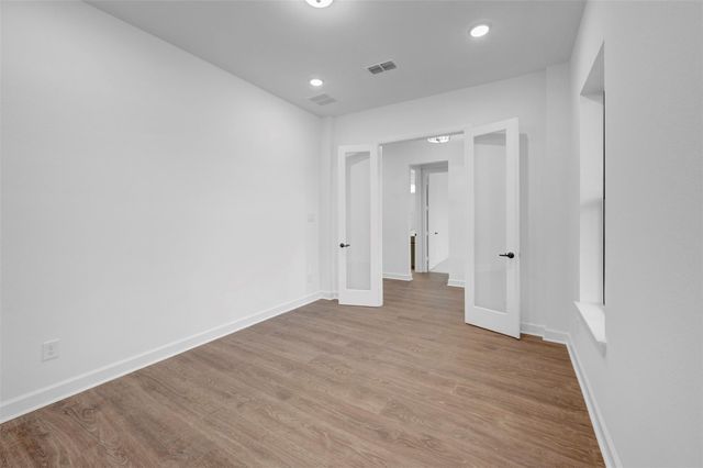 11910 Salty Bend Drive, Mont Belvieu, TX 77523