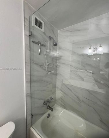 1000 W Ave 218 218, Miami Beach, FL 33139