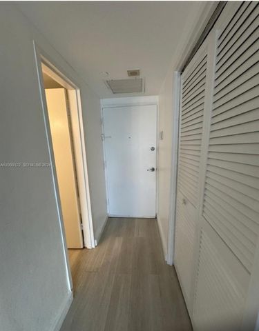 1000 W Ave 218 218, Miami Beach, FL 33139