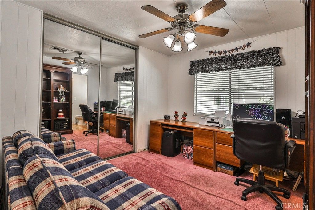 Image 18 of property listing at 929 E Foothill Boulevard 52, Upland, CA 91786