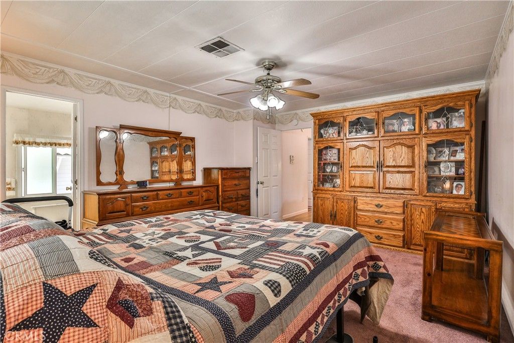 Image 20 of property listing at 929 E Foothill Boulevard 52, Upland, CA 91786