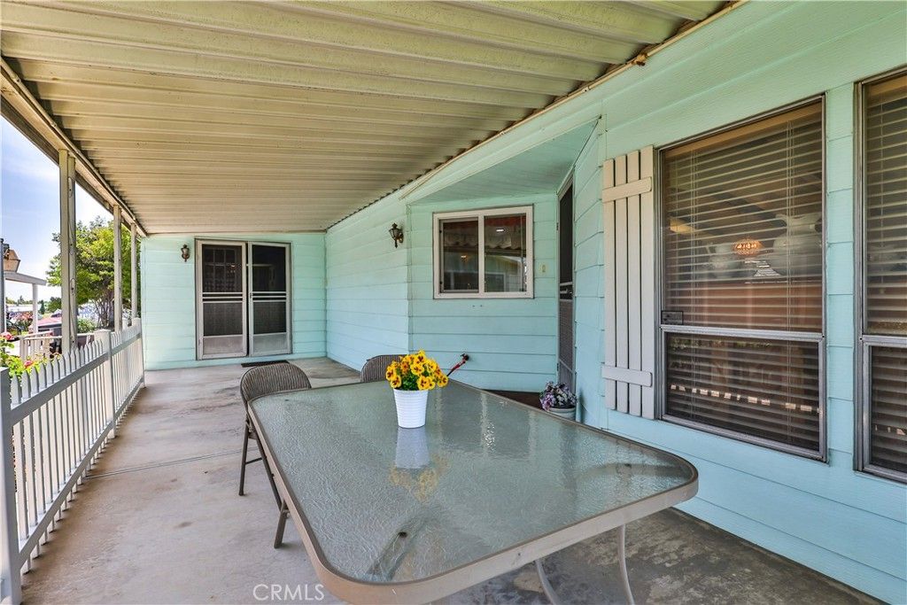 Image 28 of property listing at 929 E Foothill Boulevard 52, Upland, CA 91786