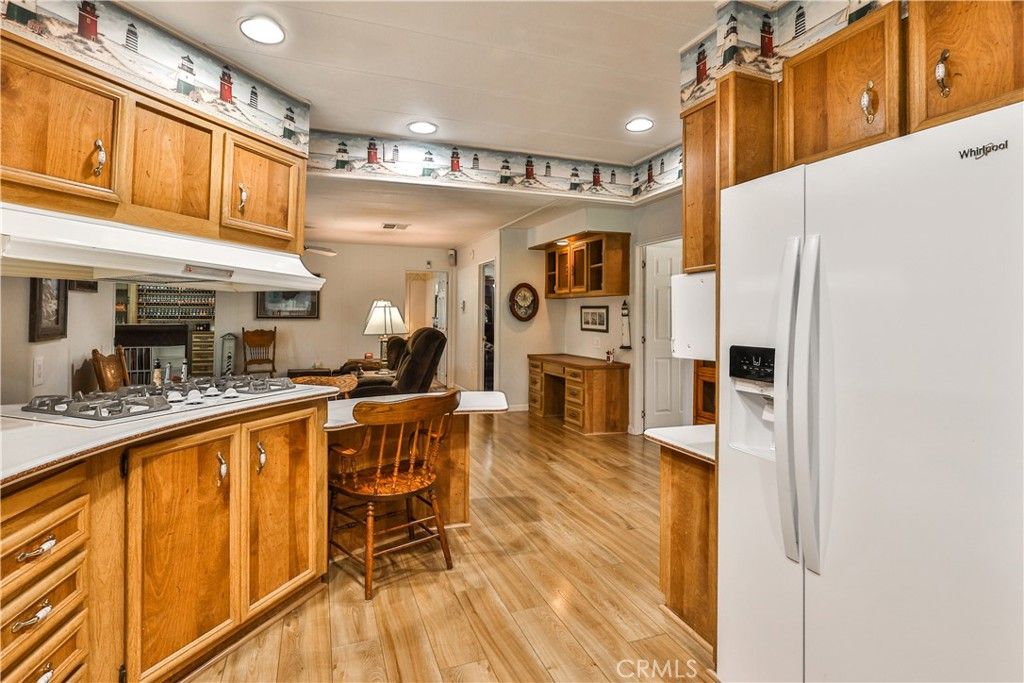 Image 6 of property listing at 929 E Foothill Boulevard 52, Upland, CA 91786