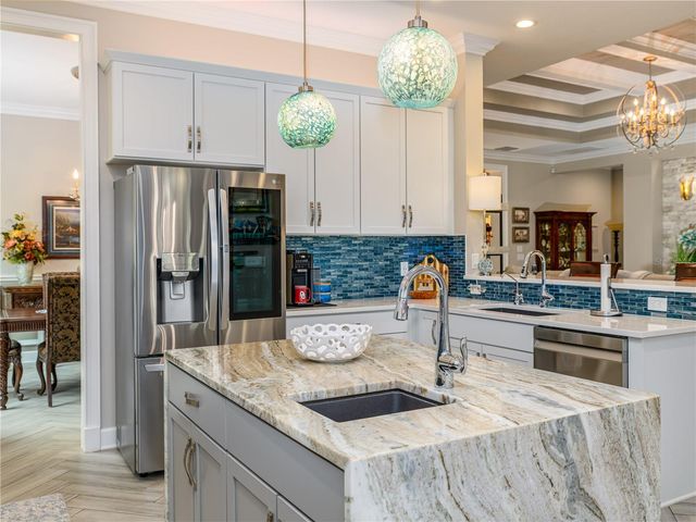 15303 VALENCIA DEL SOL STREET, Wimauma, FL 33598