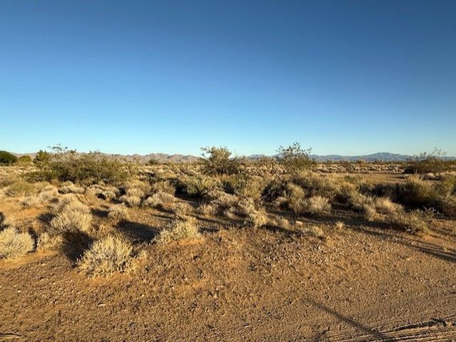 0000 Cowlic Road, Golden Valley, AZ 86413