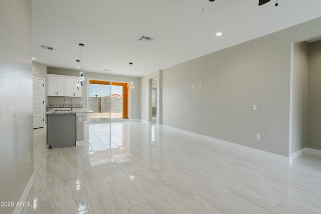 10346 W BRADSHAW Drive, Arizona City, AZ 85123