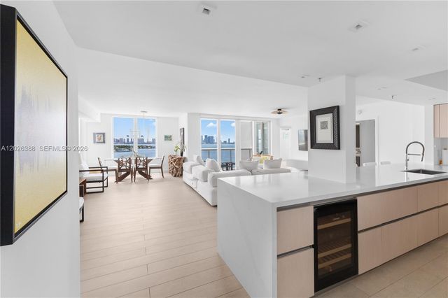 1800 Sunset Harbour 1612, Miami Beach, FL 33139