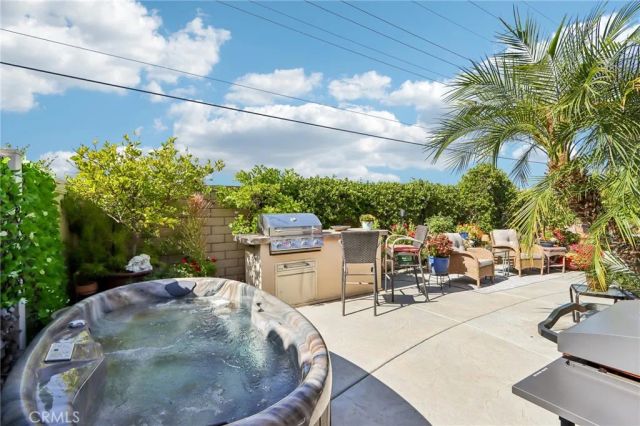 5562 Corte Portico, Hemet, CA 92545