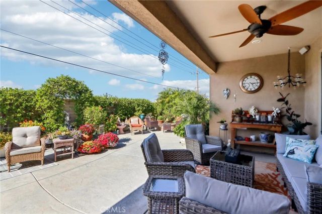 5562 Corte Portico, Hemet, CA 92545