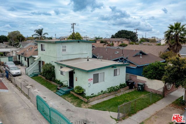 1166 E 64th Street, Los Angeles, CA 90001