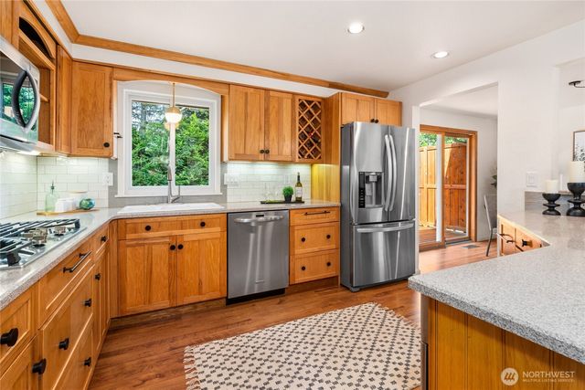 2111 104th Street SE, Everett, WA 98208
