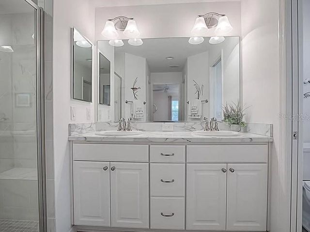 3915 WINE PALM WAY, The Villages, FL 32163