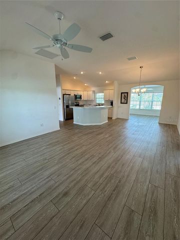 3915 WINE PALM WAY, The Villages, FL 32163