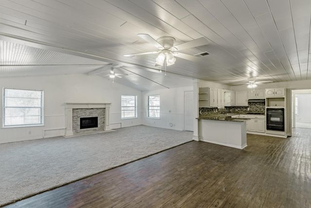 5821 Circular Drive, North Richland Hills, TX 76117