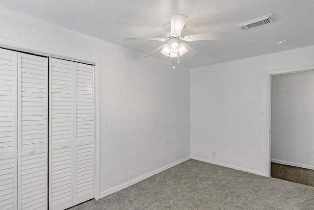 5821 Circular Drive, North Richland Hills, TX 76117