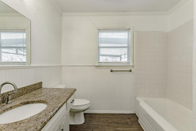 5821 Circular Drive, North Richland Hills, TX 76117