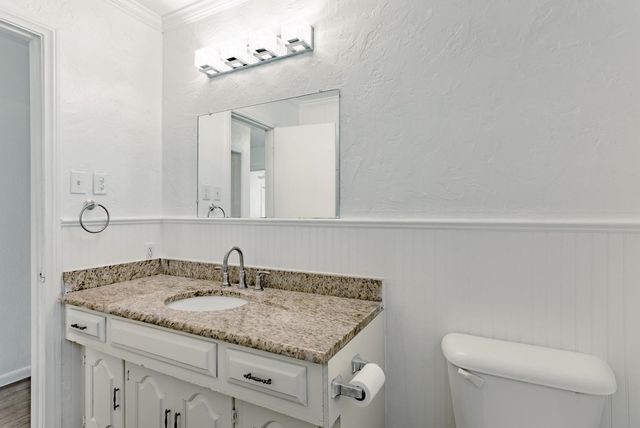 5821 Circular Drive, North Richland Hills, TX 76117