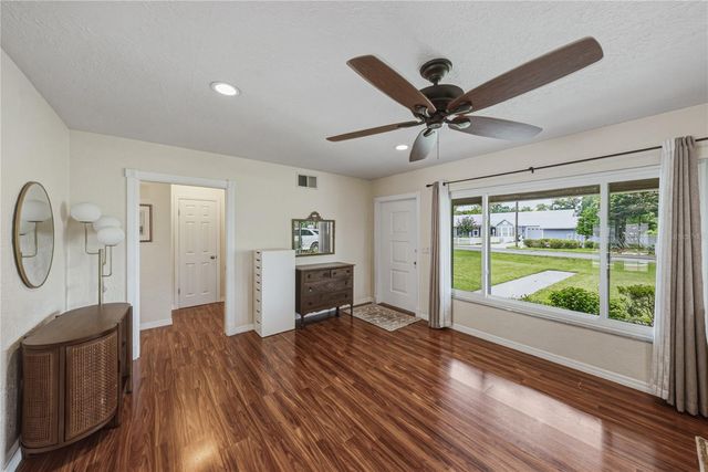 14320 13TH STREET, Dade City, FL 33523