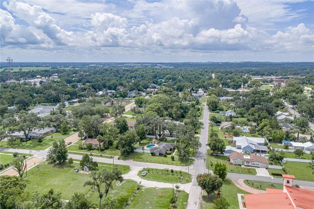 14320 13TH STREET, Dade City, FL 33523